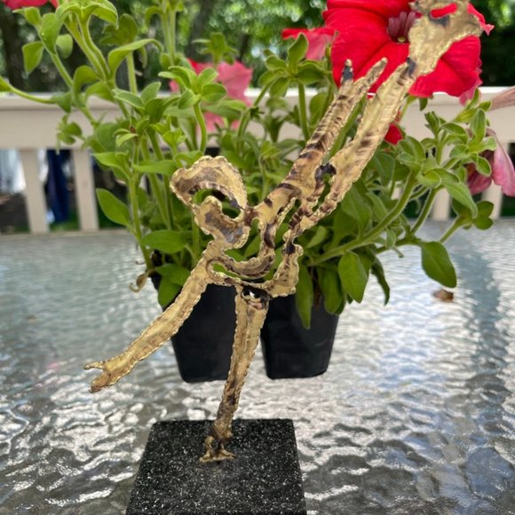 Handmade Hammered Brass 8" Ice Skater Figure on 3" x 3" Base - Picture 7 of 10